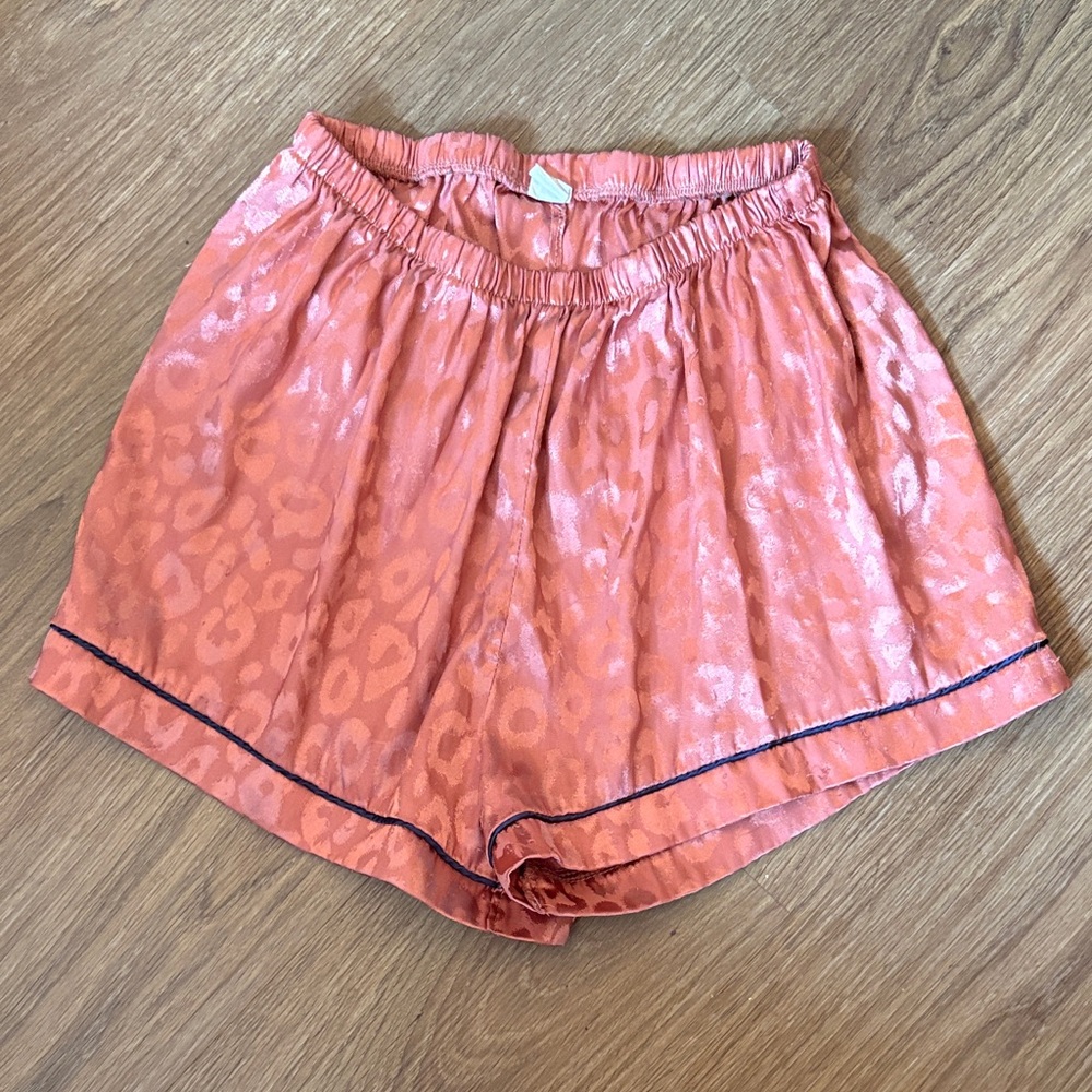 Sale 🎉 Stylish Pink Leopard Print Women Pajama Shorts